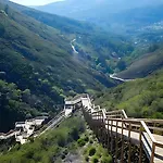 Refugio Neveiro Πανσιόν Coentral